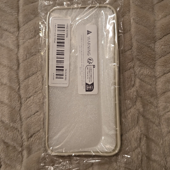 Winnie the Pooh Cellphone Cover Iphone 14 - Picture 2 of 3